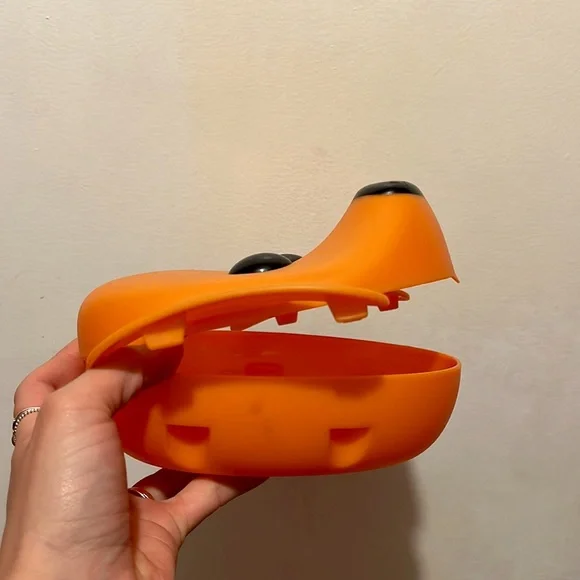 Children’s Lunch Box - Picture 4 of 4